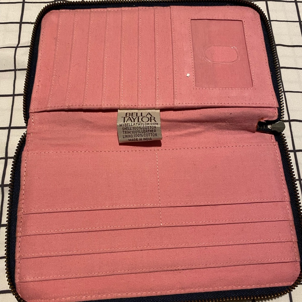 Bella Taylor clutch wallet